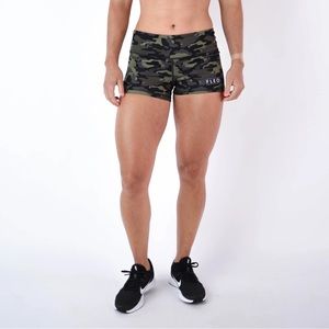 FLEO Grapeade Camo 3.25 Shorts